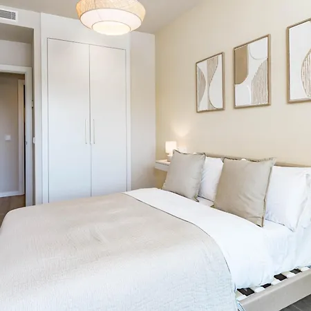 We27b - Stylish And Modern City Estepona