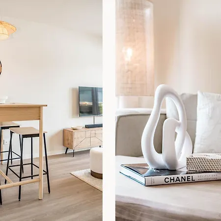 We27b - Stylish And Modern City Apartment Estepona